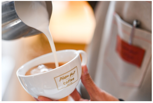 拓展新赛道　西安必胜客“咖啡烘焙创新模式”又添新品