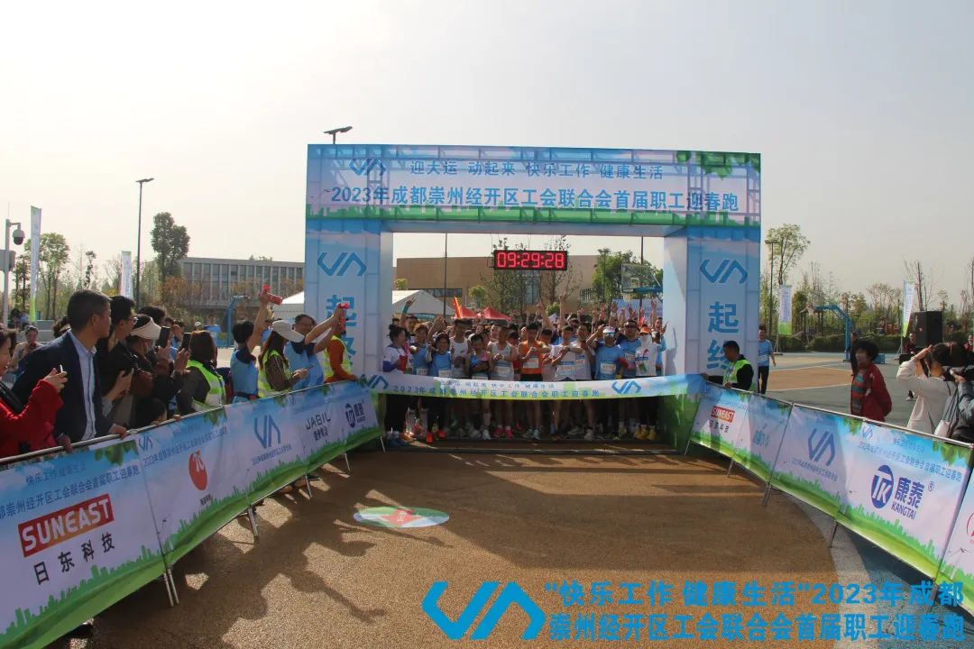 e03159dae4e95318c90a798ee51fe11e.jpg